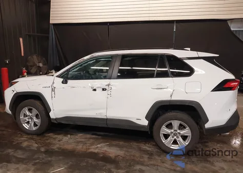 2021 Toyota Rav4 Hybrid Le from USA, damaged, VIN 2T3L6RFV9MW018095